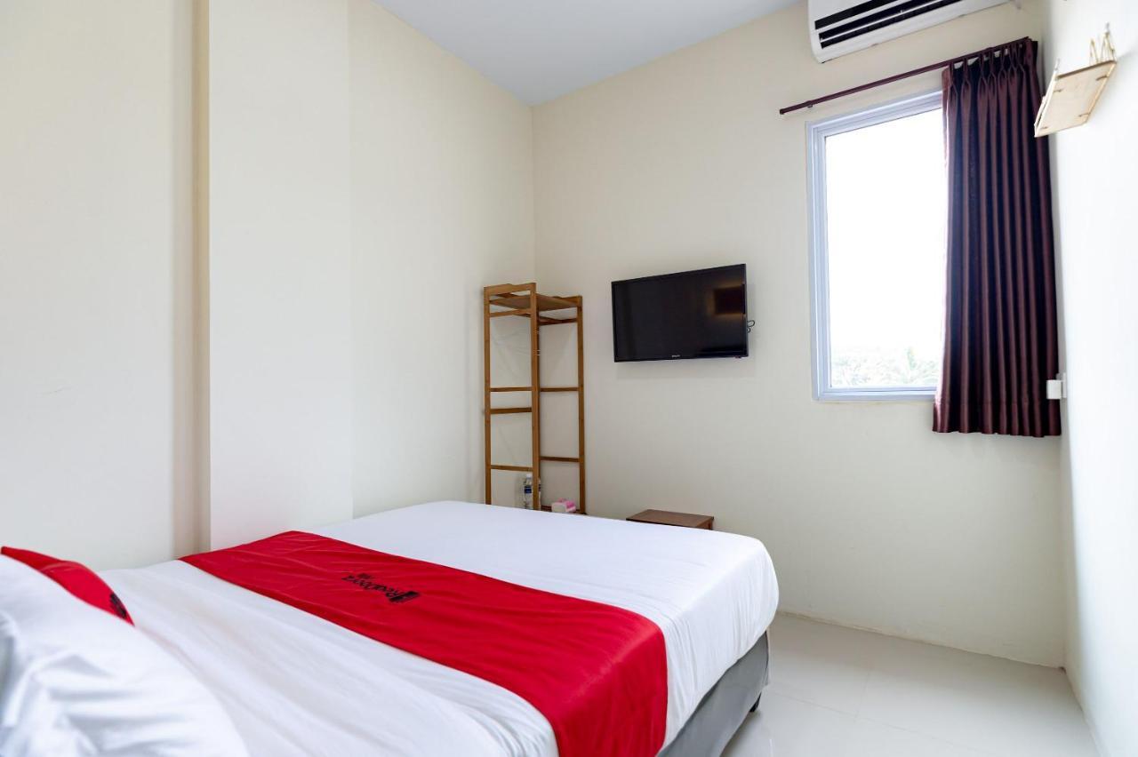 Reddoorz Plus At Komplek Abc Batu Aji Batam Kubuk Εξωτερικό φωτογραφία
