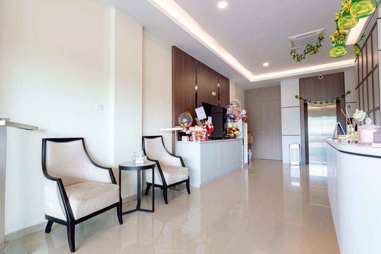 Reddoorz Plus At Komplek Abc Batu Aji Batam Kubuk Εξωτερικό φωτογραφία