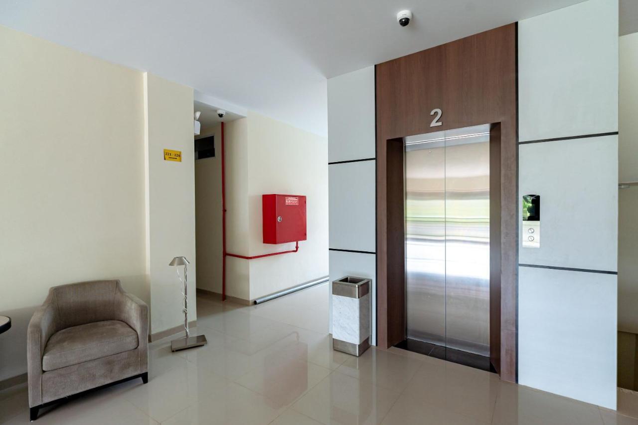 Reddoorz Plus At Komplek Abc Batu Aji Batam Kubuk Εξωτερικό φωτογραφία
