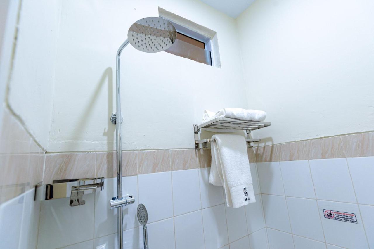 Reddoorz Plus At Komplek Abc Batu Aji Batam Kubuk Εξωτερικό φωτογραφία